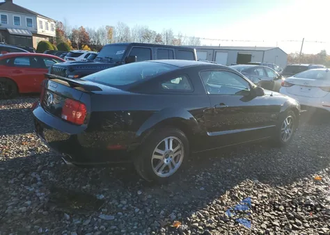 2005 Ford Mustang Gt from USA, damaged, VIN 1ZVFT82H855157219